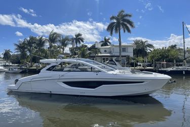 42' Cruisers Yachts 2021 Yacht For Sale